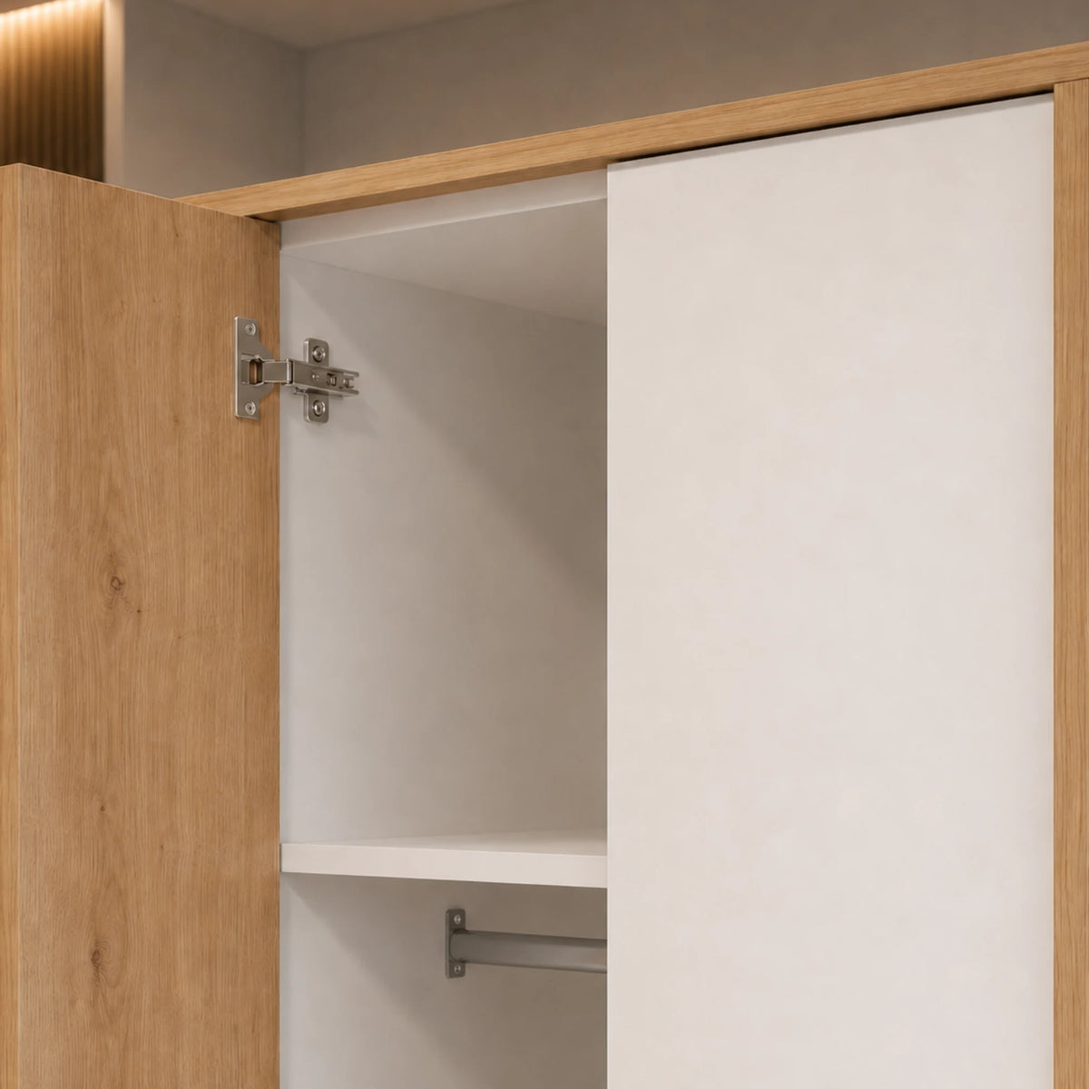 Armadio 3 ante in finitura rovere artisan e bianco opaco con specchio centrale - Varadero 3K1O