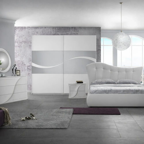 Camera da letto completa con armadio scorrevole, letto matrimoniale, comò, comodini e specchiera - Mabel