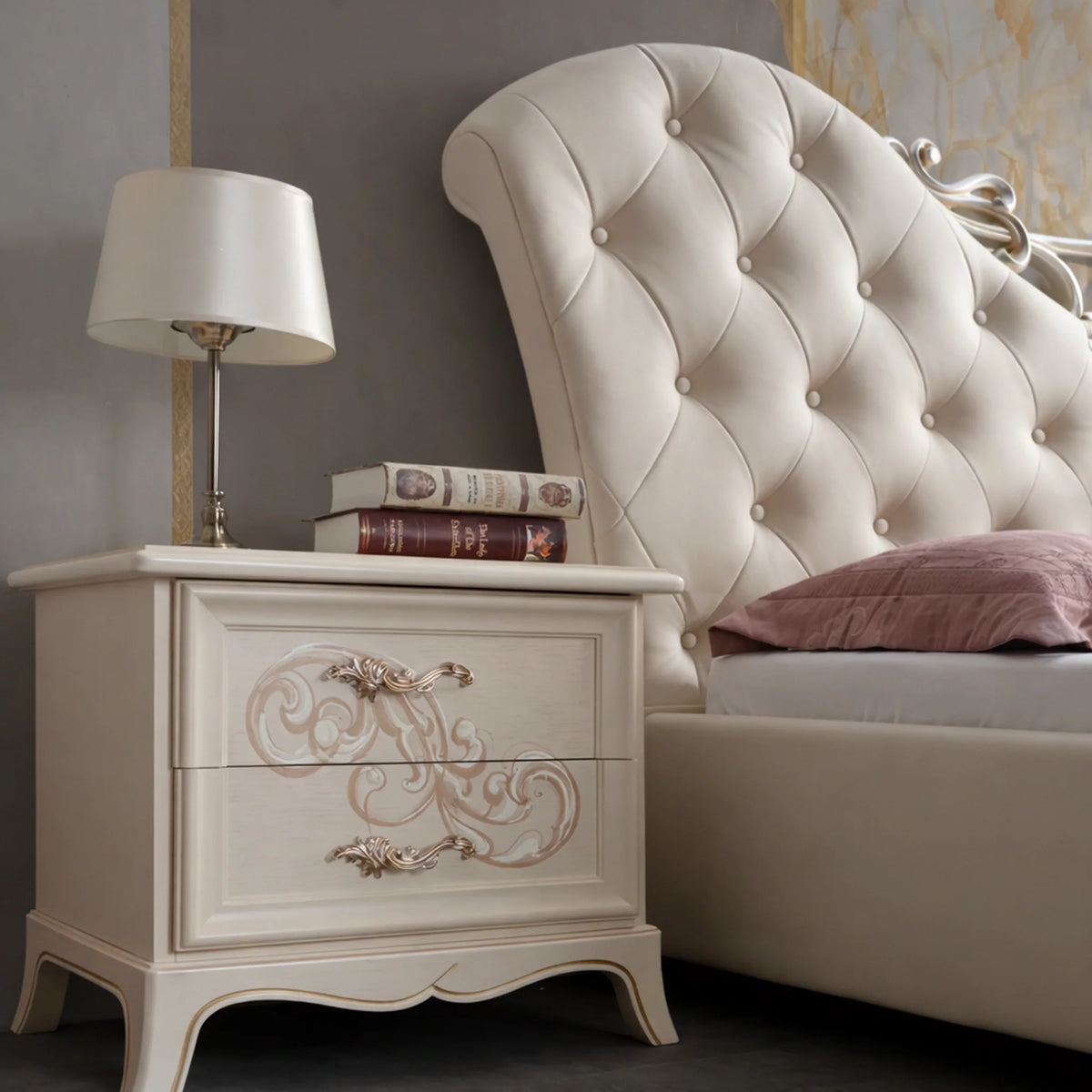 Camera da letto completa con armadio scorrevole, letto matrimoniale, comò, comodini e specchiera - Giulietta